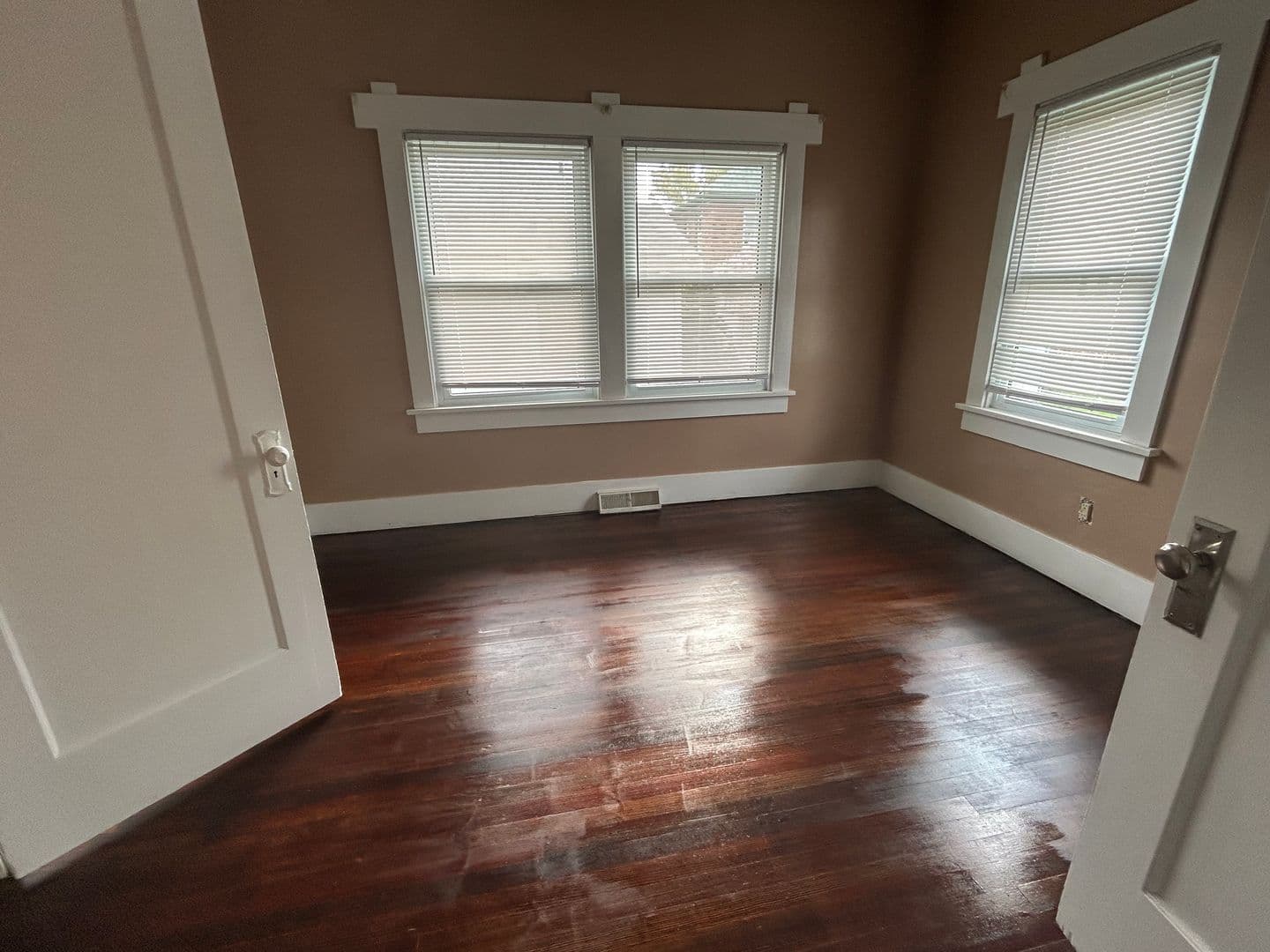 Moline House: 2721 15th ST