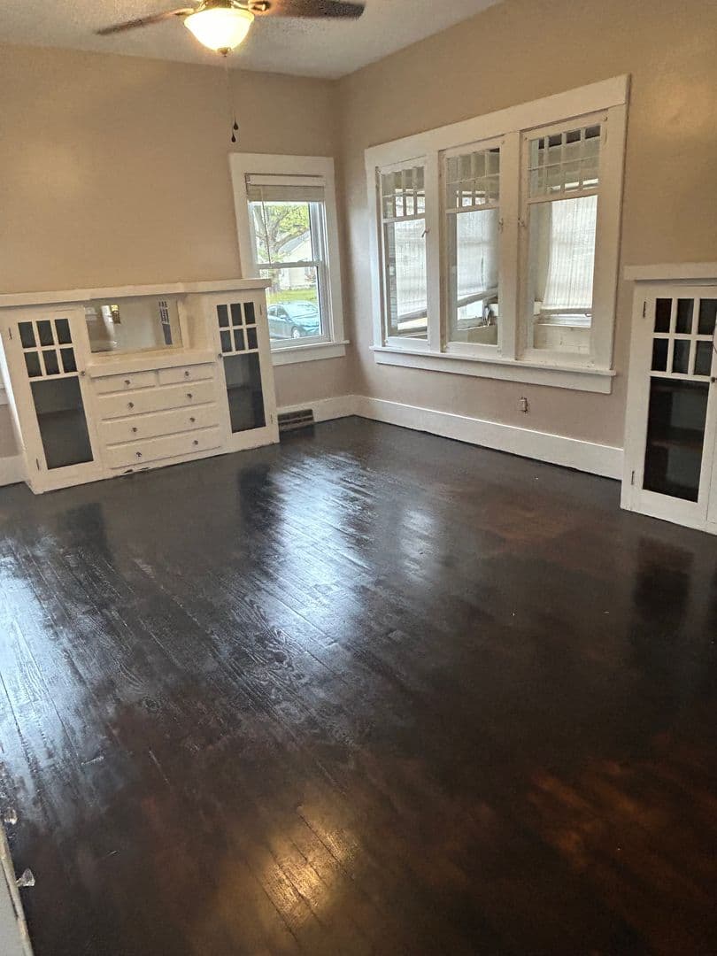 Moline House: 2721 15th ST