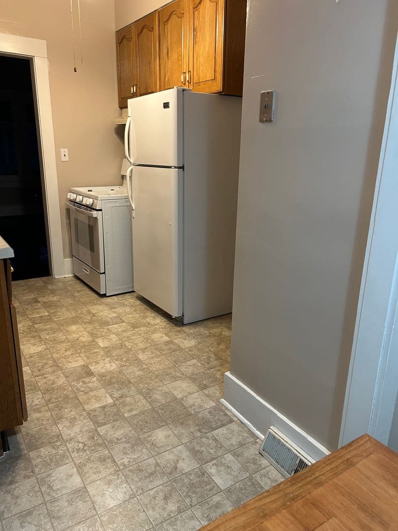 Moline House: 2721 15th ST