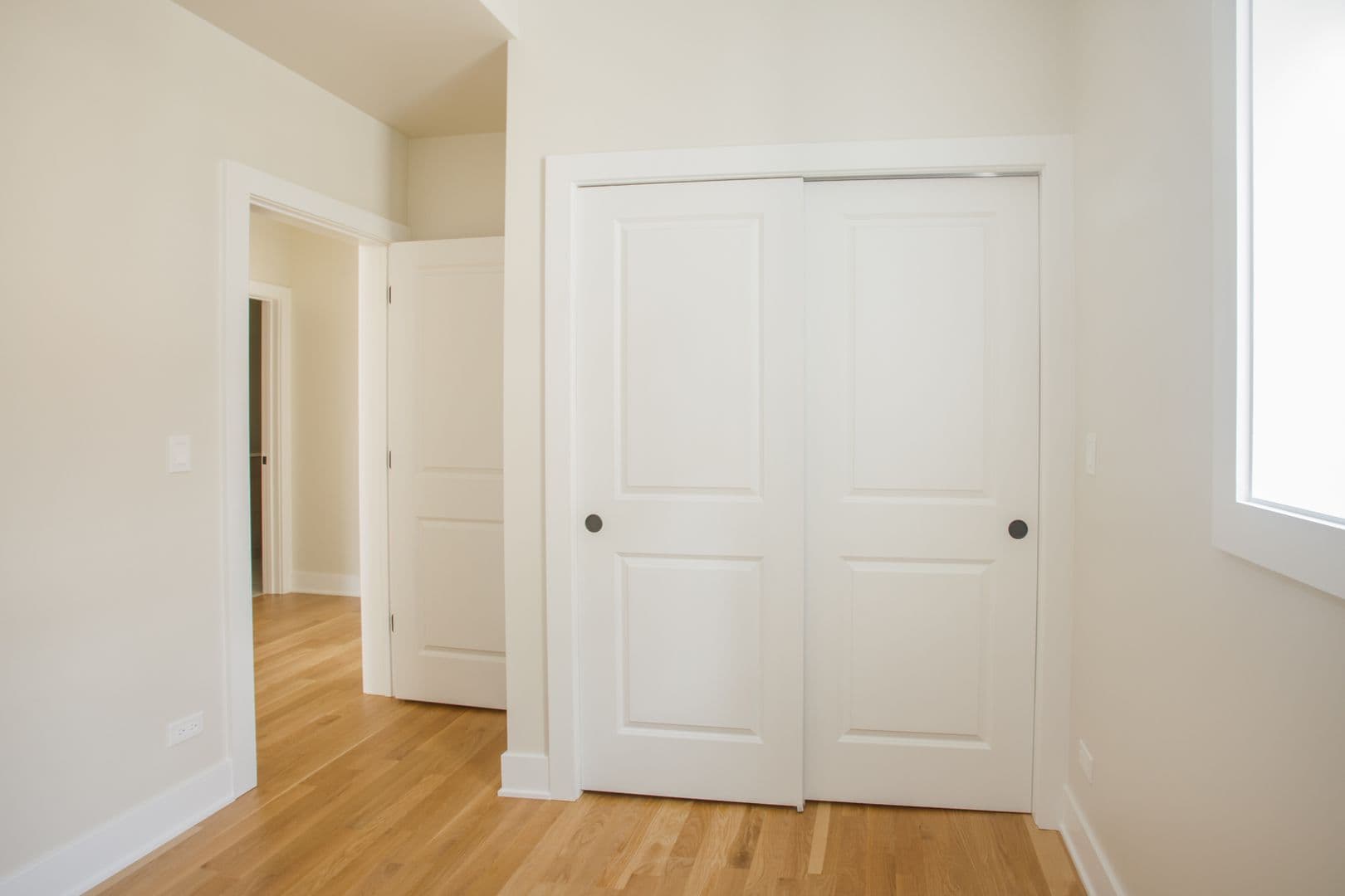 Chicago Apartment: 1405 W. Belden Ave.