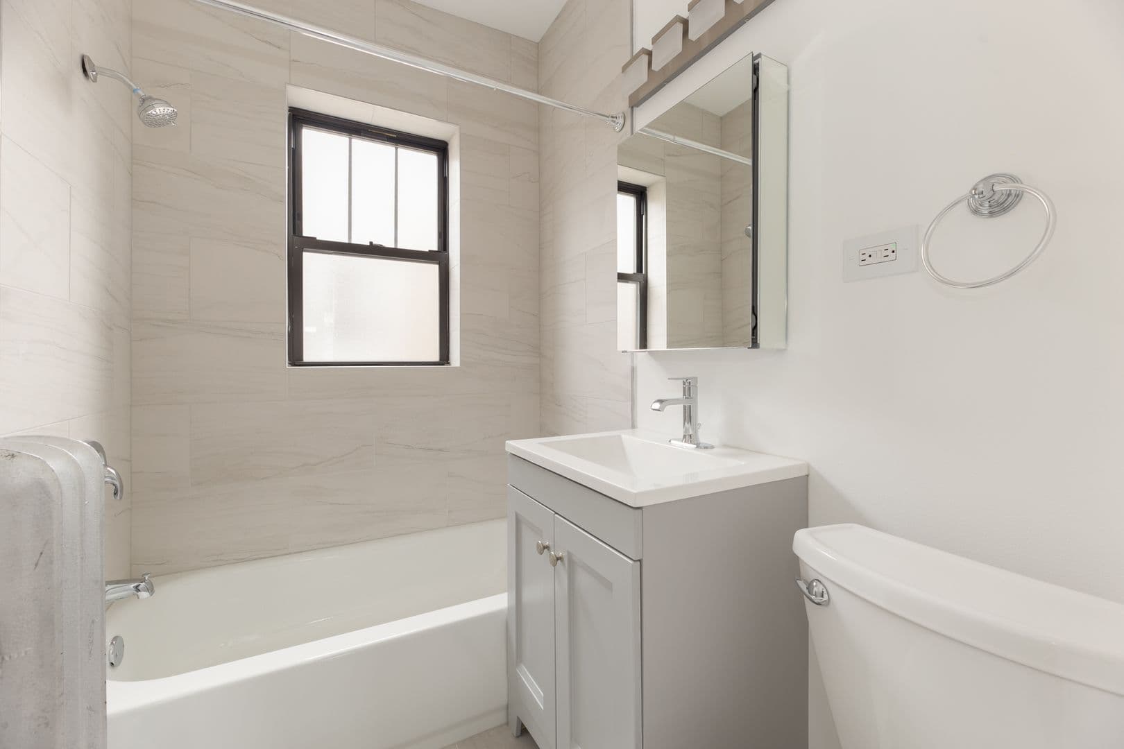 Chicago Apartment: 4837 N. Wolcott Ave.