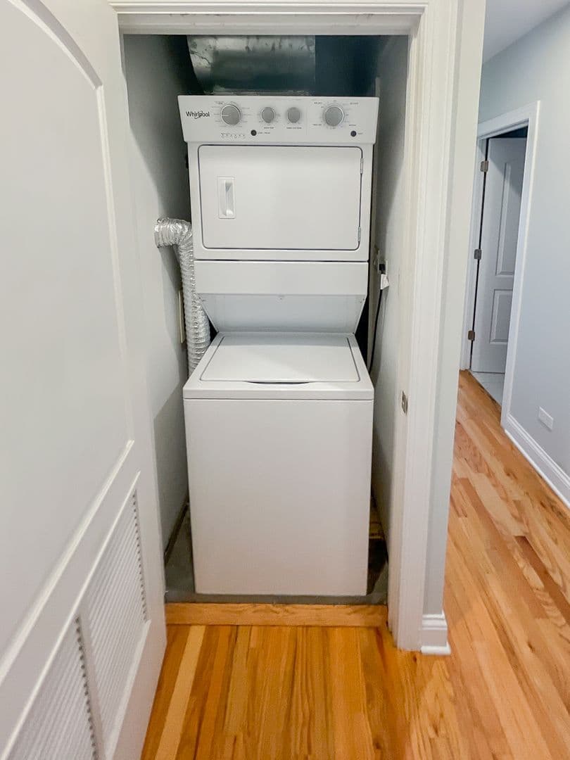 Chicago Apartment: 1634 W. Grace St.