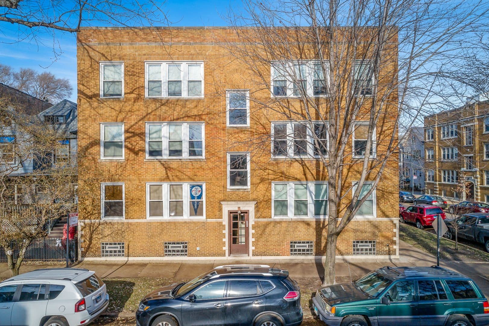 Chicago Apartment: 1634 W. Grace St.