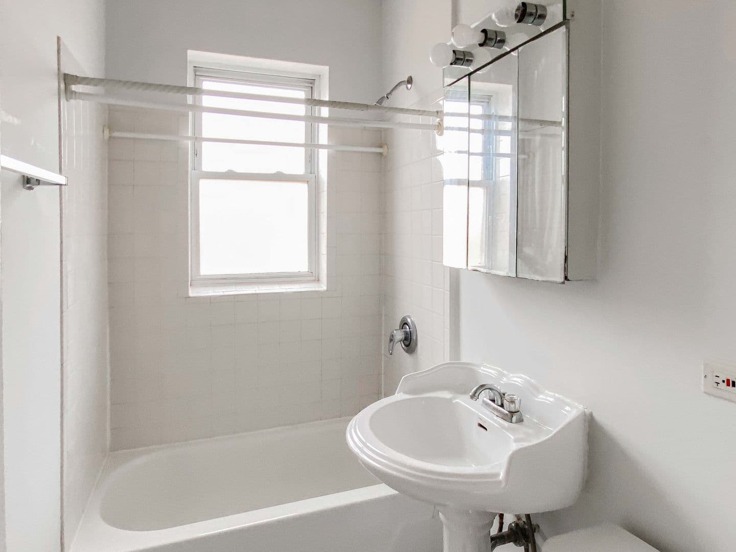 Chicago Apartment: 3521 N. Broadway St.
