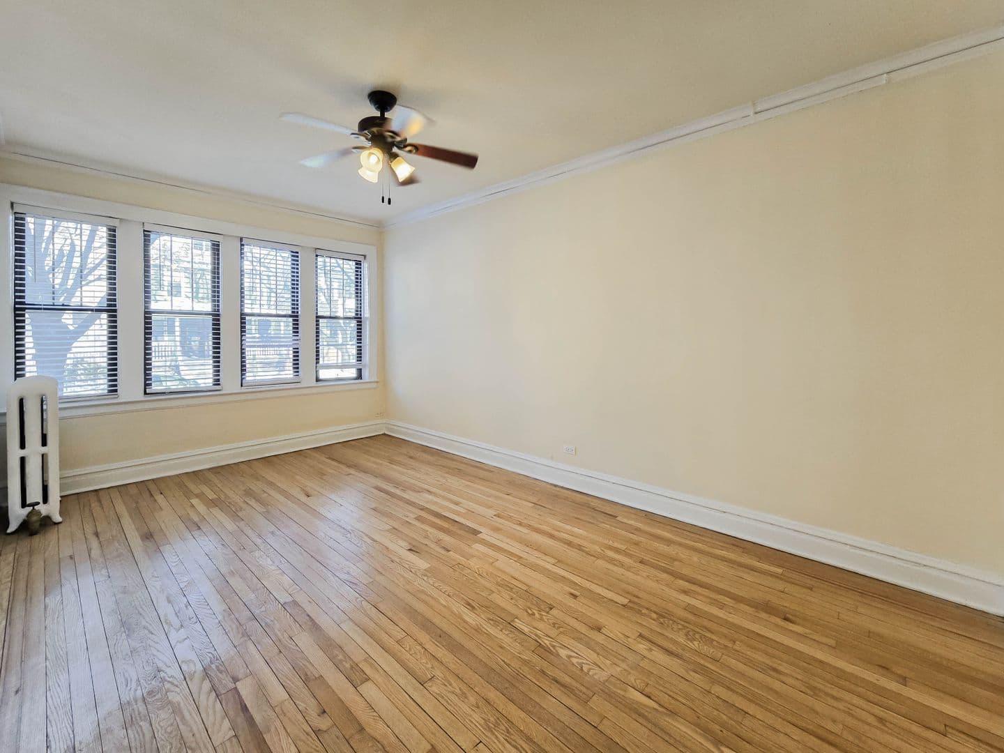Chicago Apartment: 4715 N. Leavitt St.