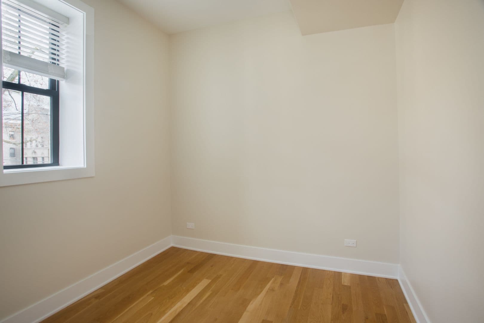 Chicago Apartment: 1405 W. Belden Ave.