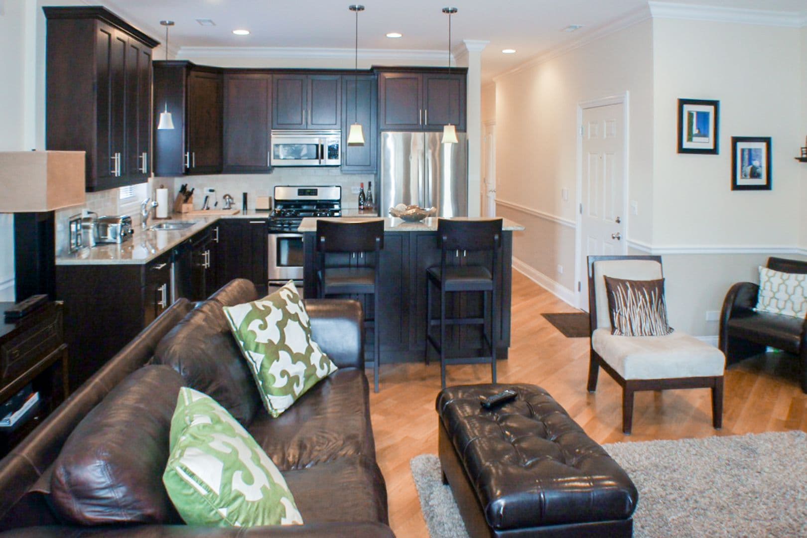 Chicago Apartment: 3229 N. Kenmore Ave.