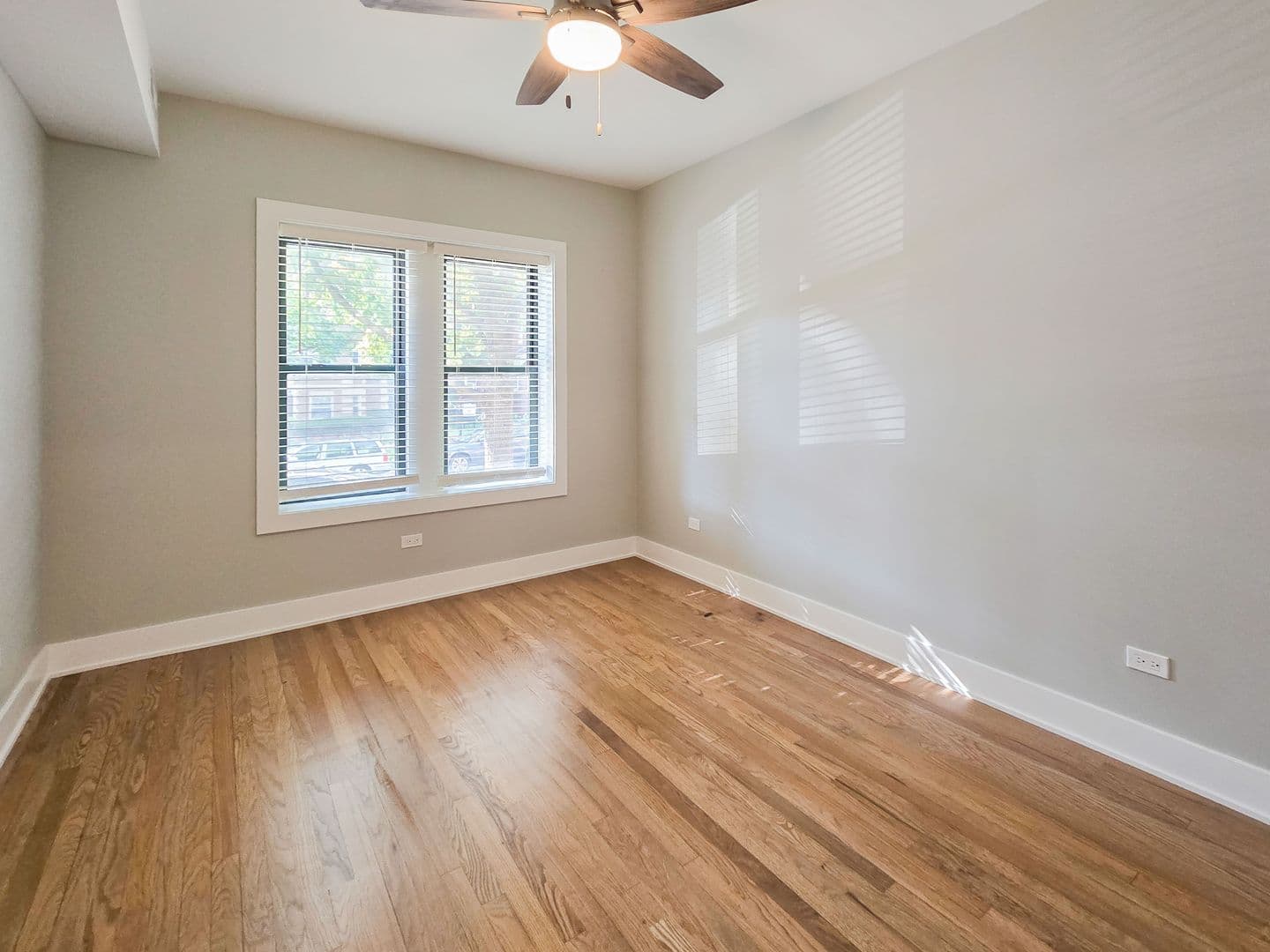 Chicago Apartment: 4837 N. Wolcott Ave.