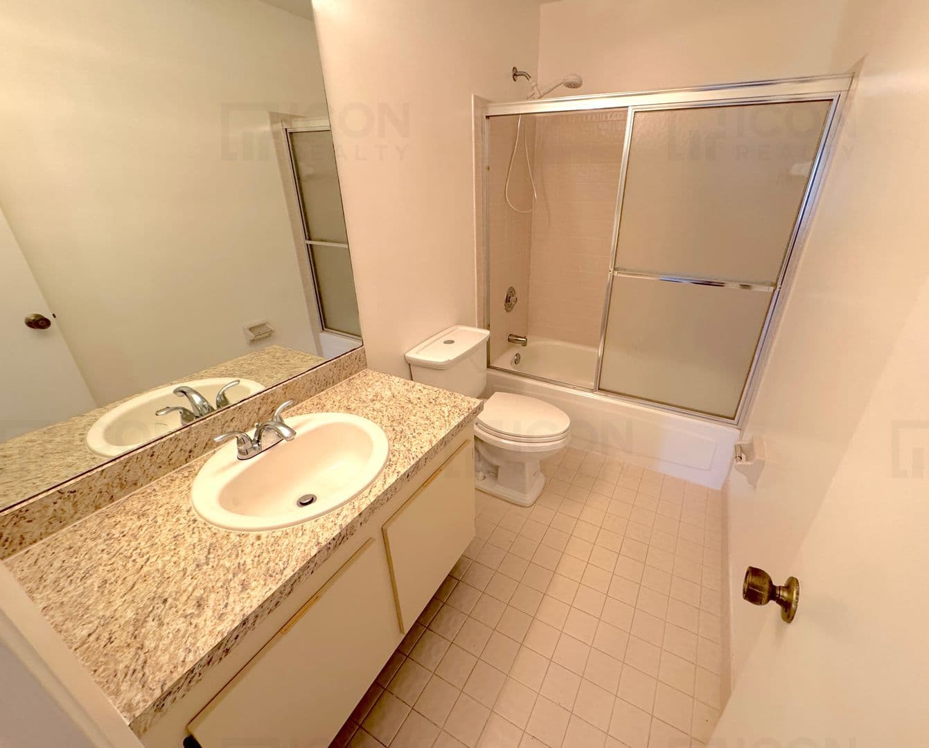 Lauderhill Townhome: 3613 Inverrary Boulevard W