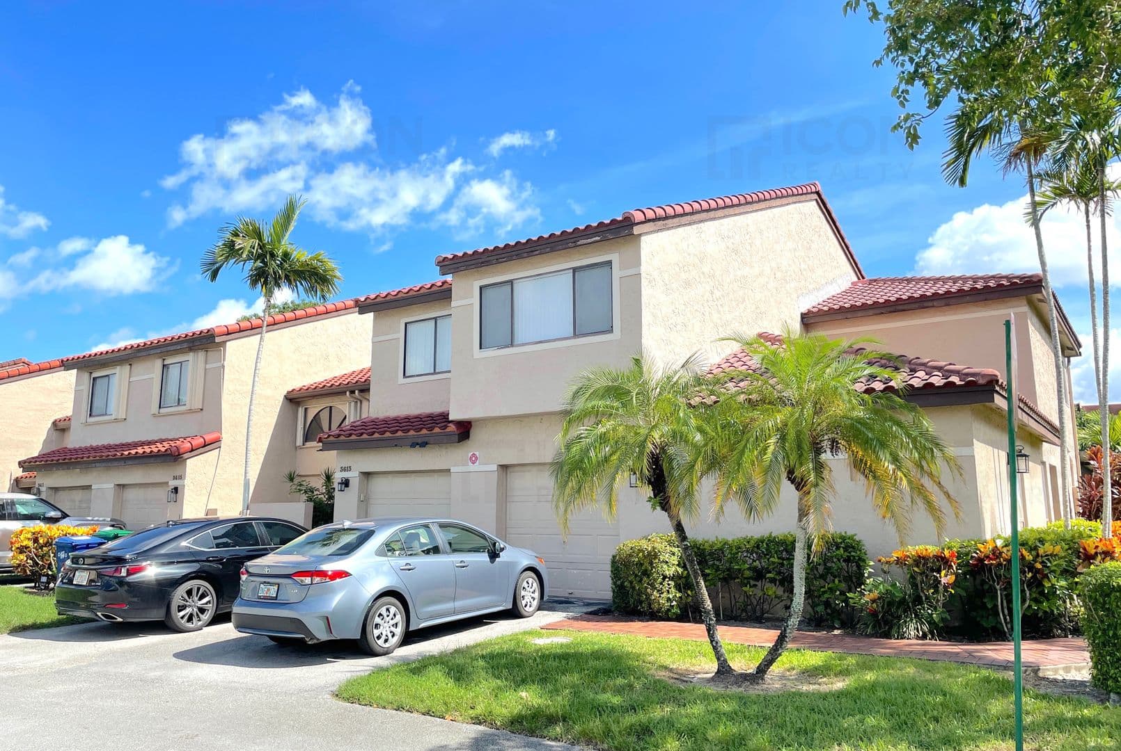 Lauderhill Townhome: 3613 Inverrary Boulevard W