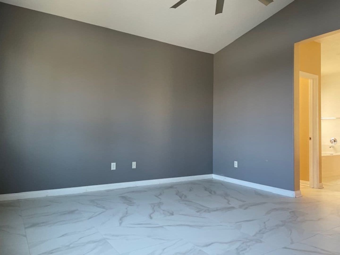 BAKERSFIELD House: 11707 CHRISTMAS ROSE DRIVE