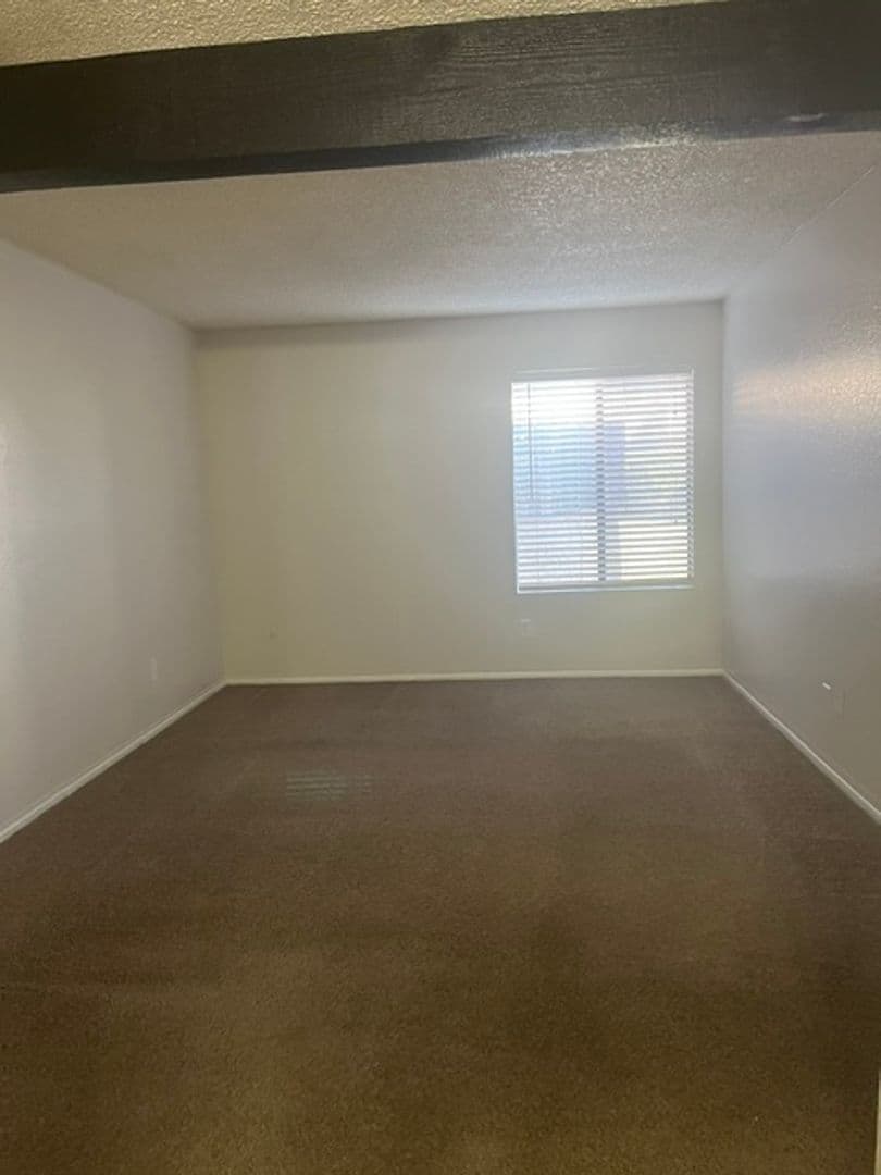 BAKERSFIELD Apartment: 1044 McDONALD WAY, units A-D