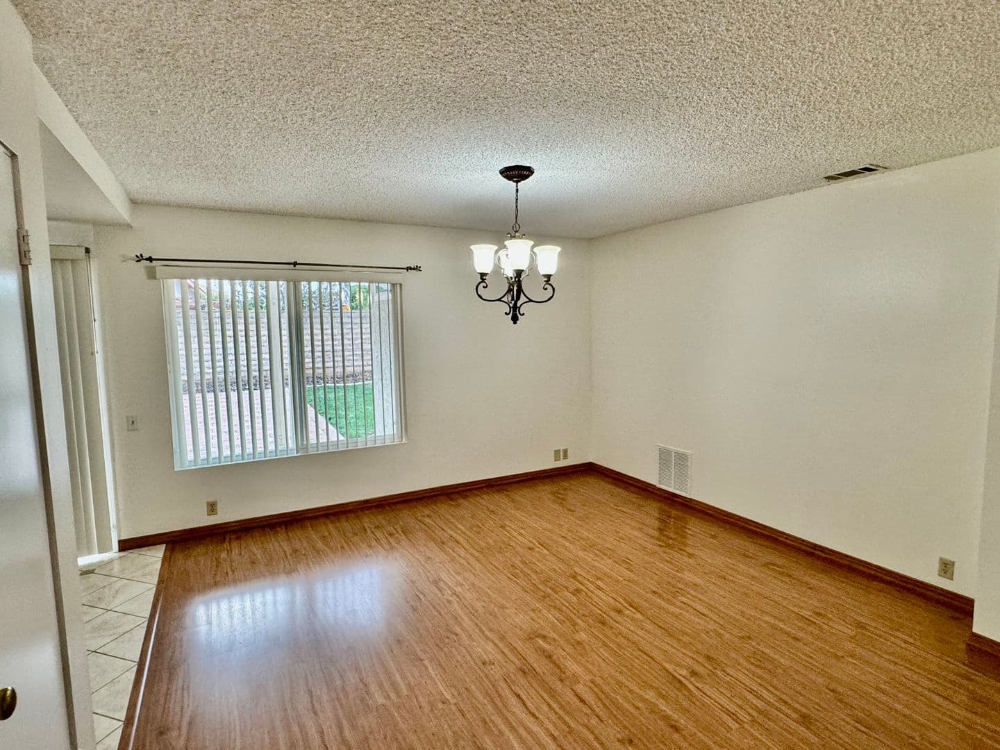 Ventura House: 6630 Sora St,