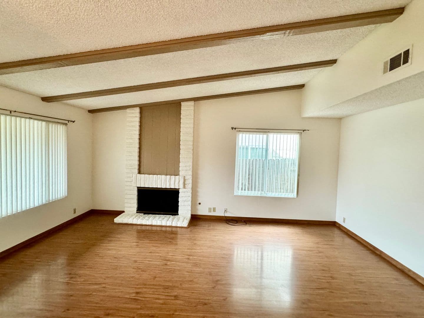 Ventura House: 6630 Sora St,