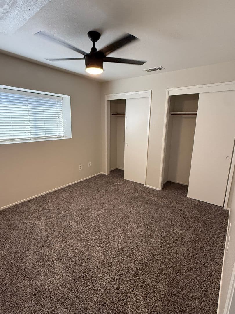 Bakersfield, Apartment: 3112 Brookfield Loop
