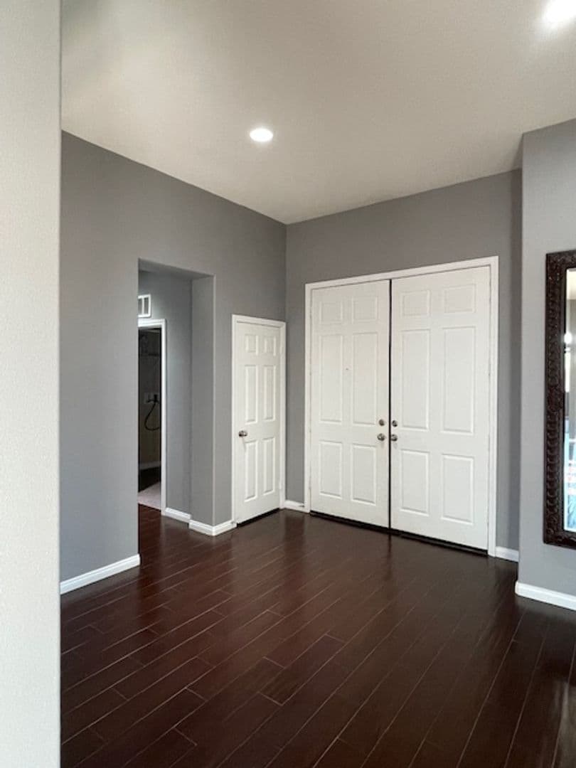 BAKERSFIELD House: 11707 CHRISTMAS ROSE DRIVE