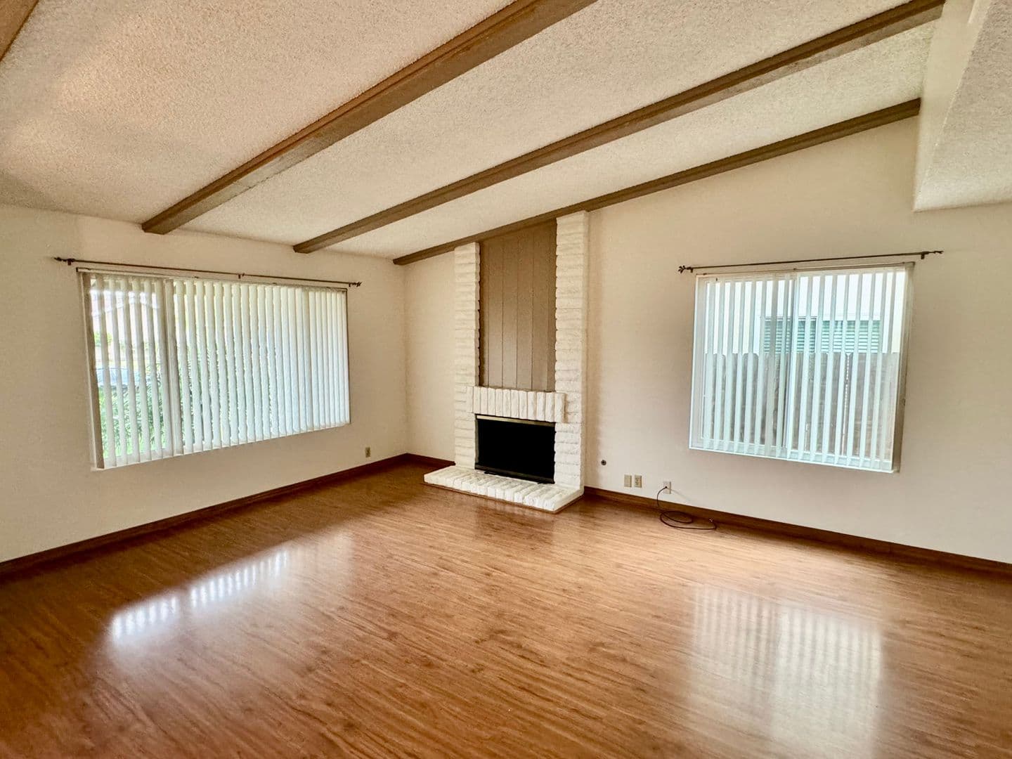 Ventura House: 6630 Sora St,