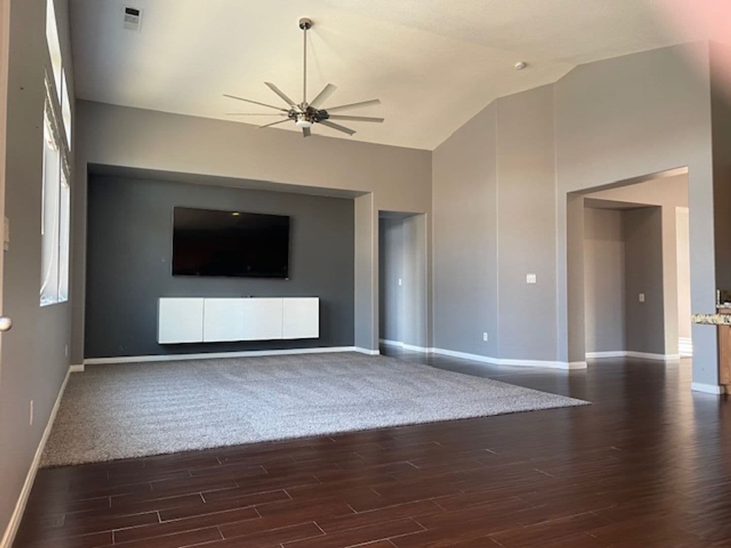 BAKERSFIELD House: 11707 CHRISTMAS ROSE DRIVE