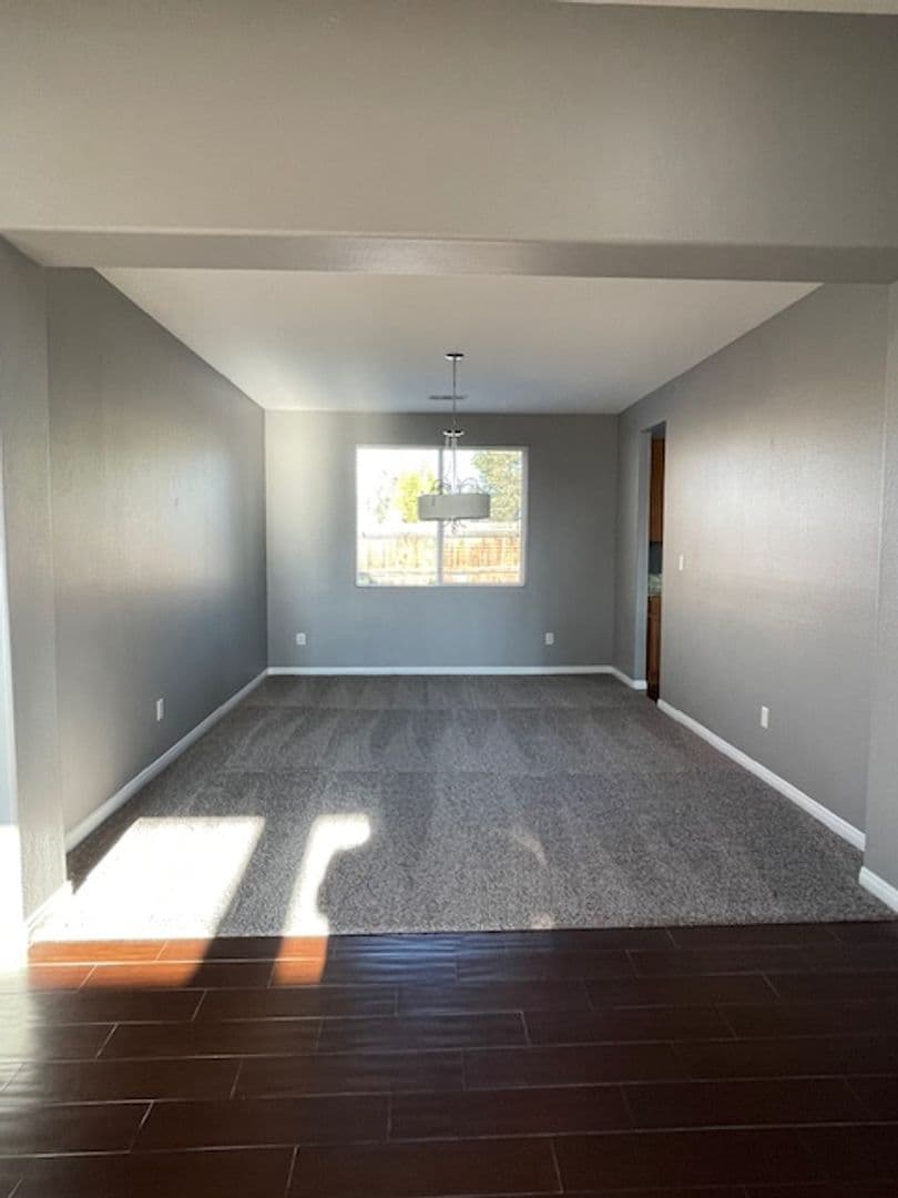BAKERSFIELD House: 11707 CHRISTMAS ROSE DRIVE