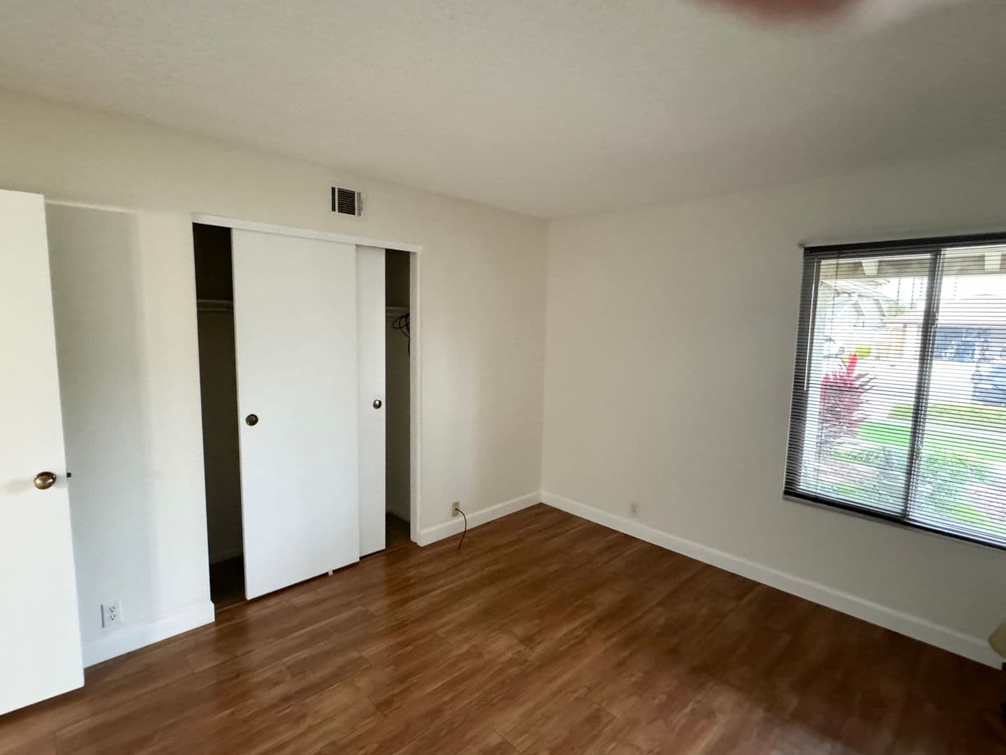 Ventura House: 6630 Sora St,