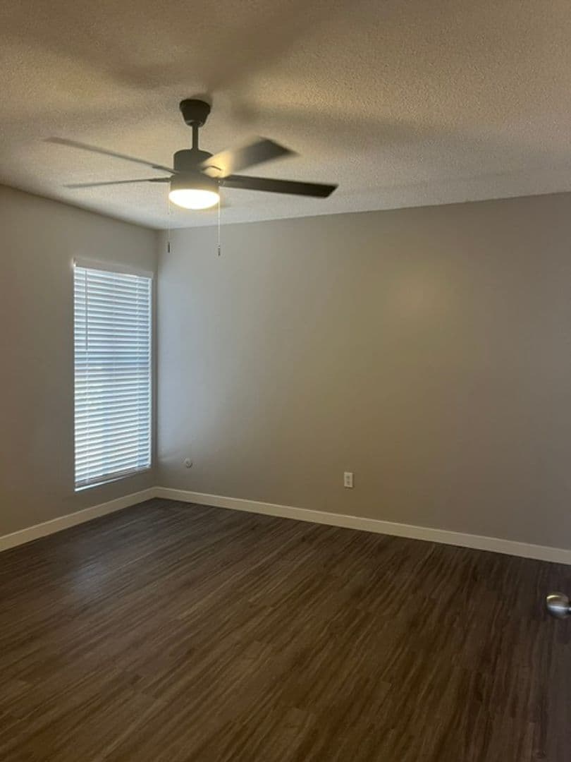 BAKERSFIELD Apartment: 4013 SORANNO AVENUE, units A-D