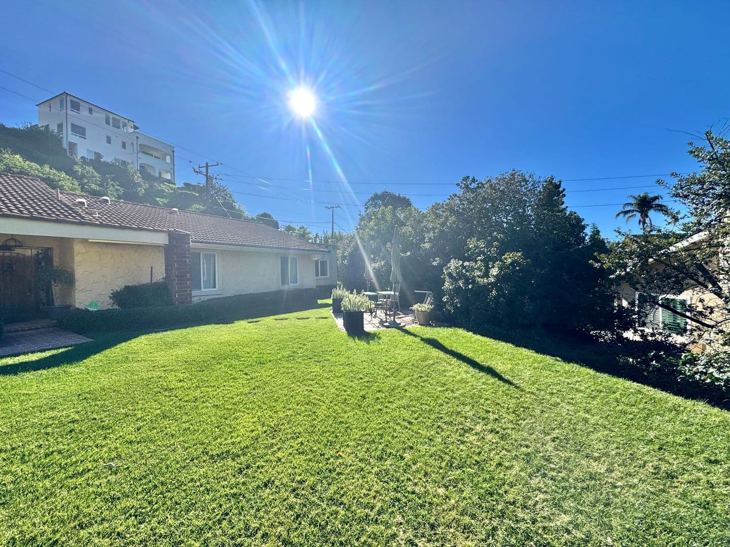 Ventura House: 246 Grandridge Court