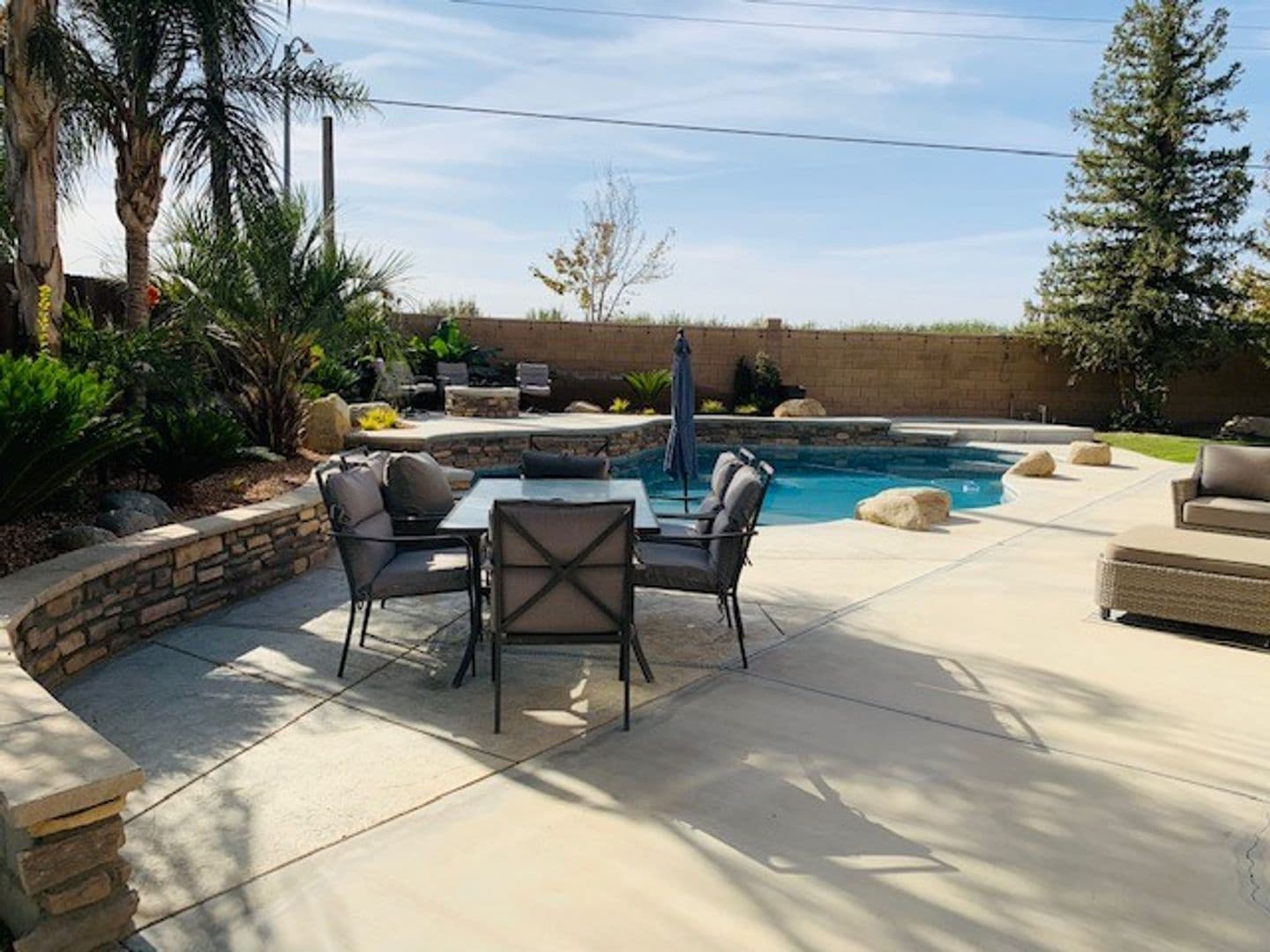 BAKERSFIELD House: 11707 CHRISTMAS ROSE DRIVE