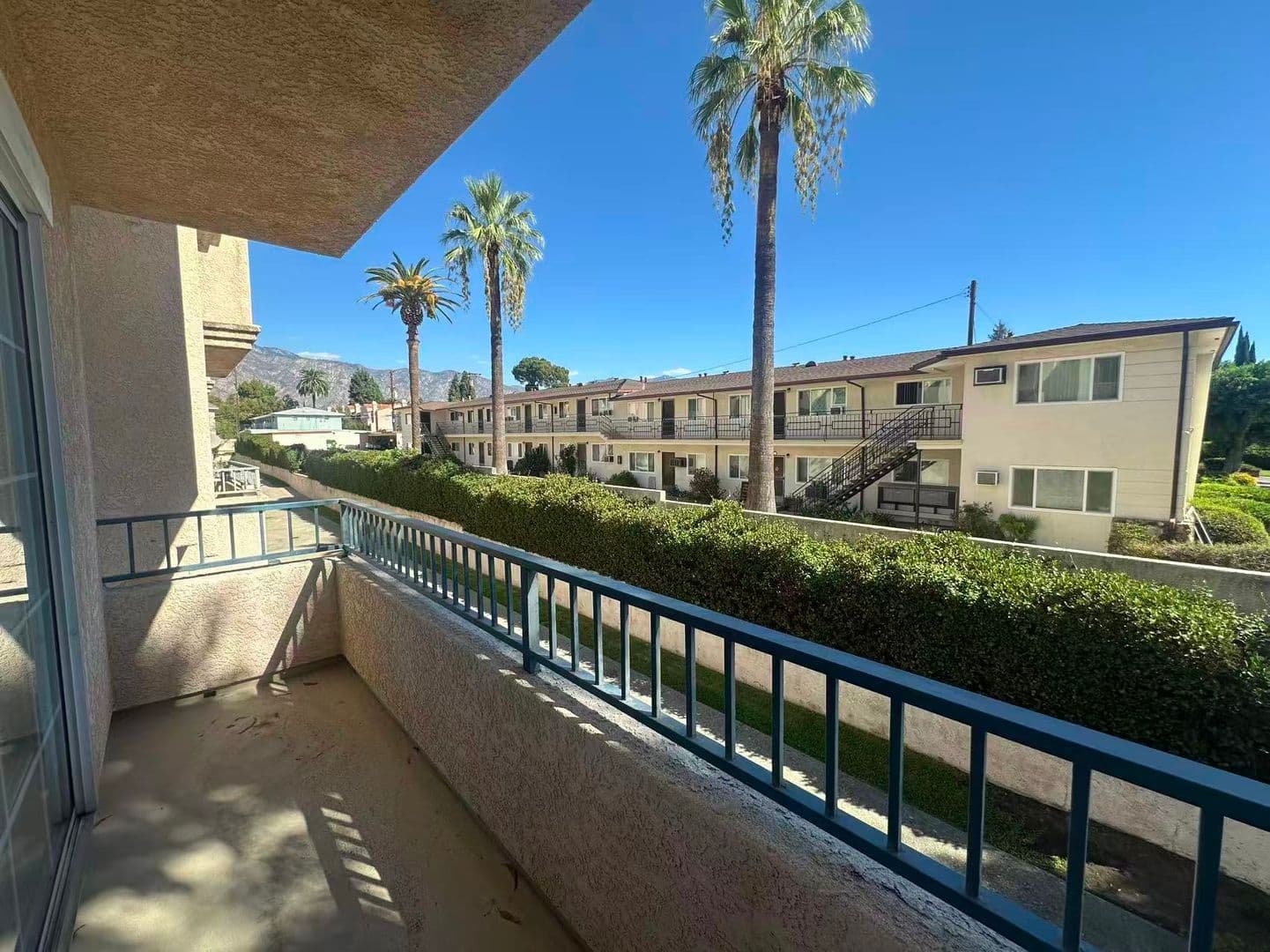 Arcadia House: 1033 Duarte Rd #A