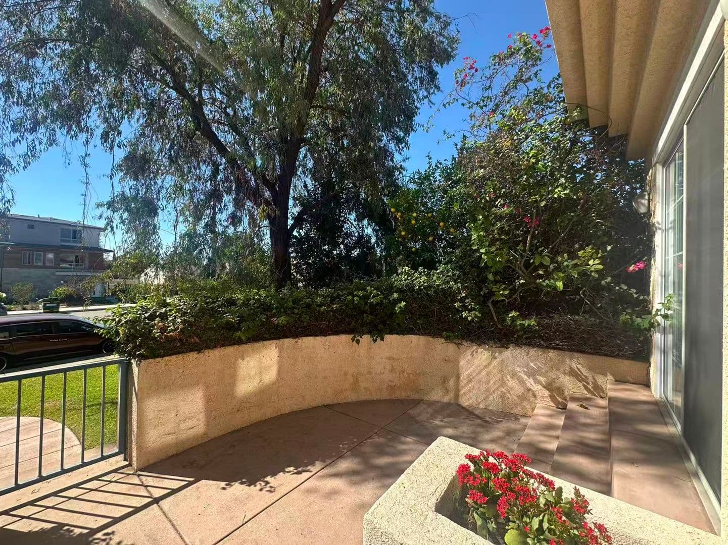 Arcadia House: 1033 Duarte Rd #A