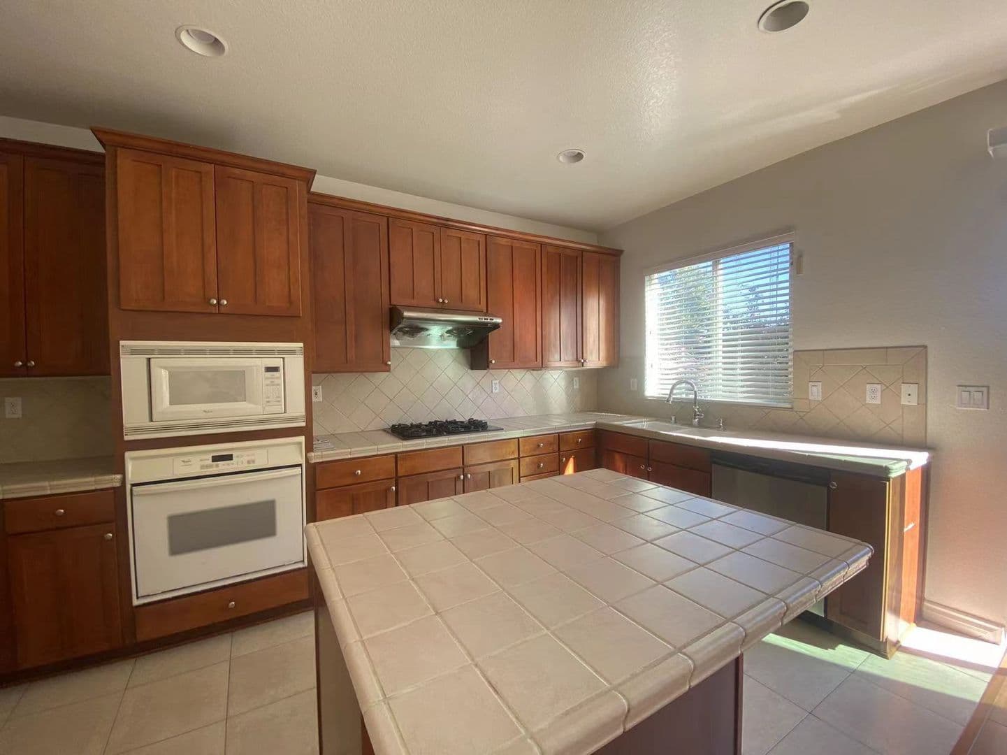 Rancho Cucamonga House: 7825 Danbury Dr