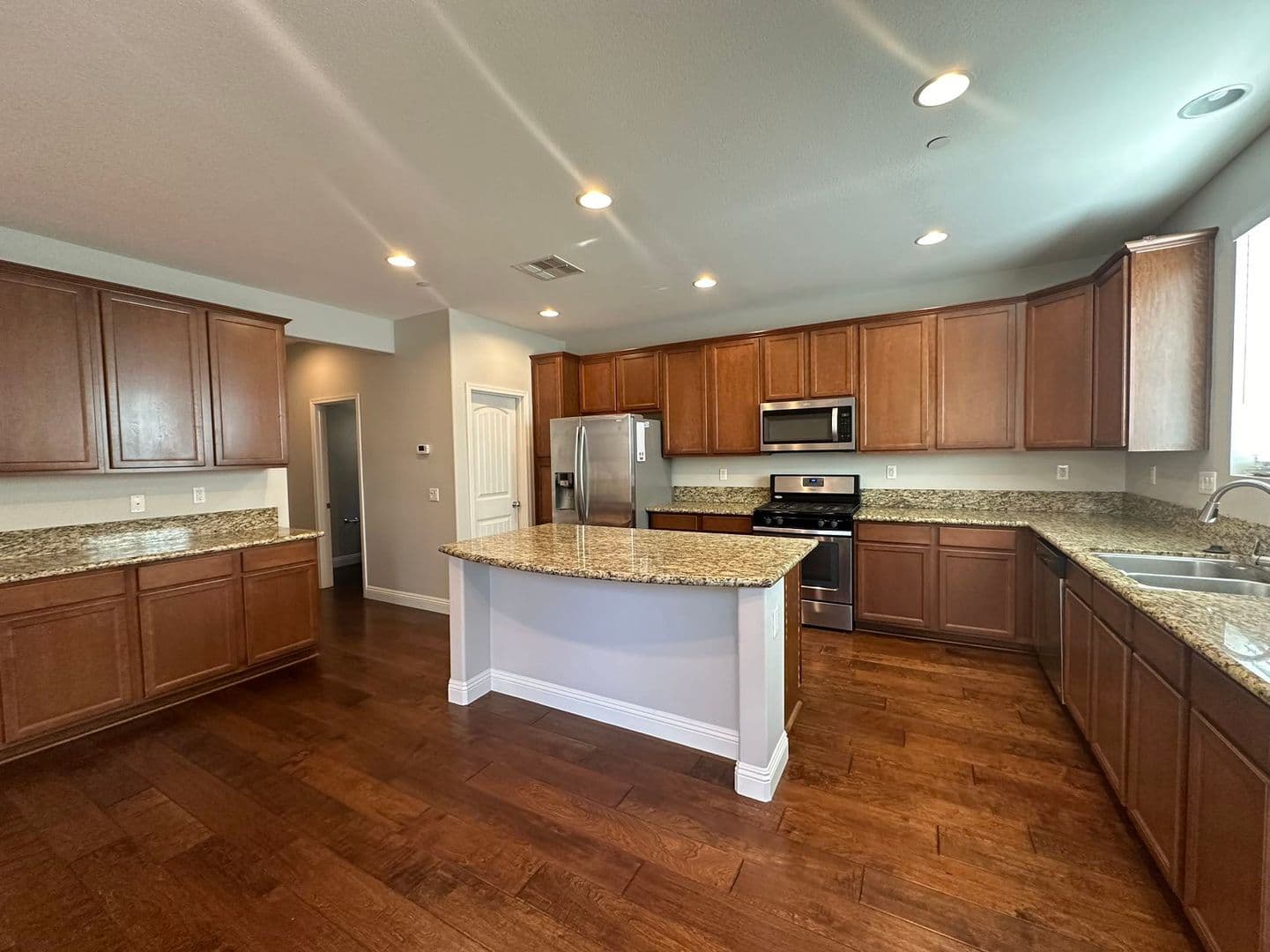 Rancho Cucamonga House: 9330 Bistro Pl