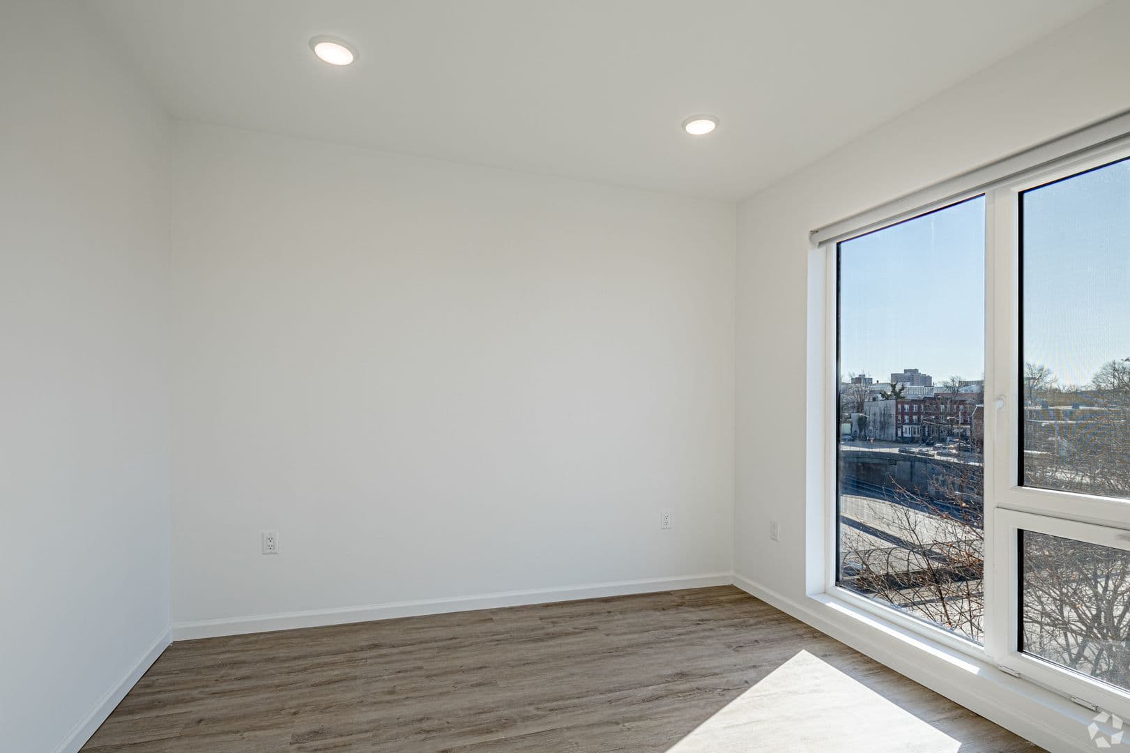Newark Apartment: 15-19 S 13th St