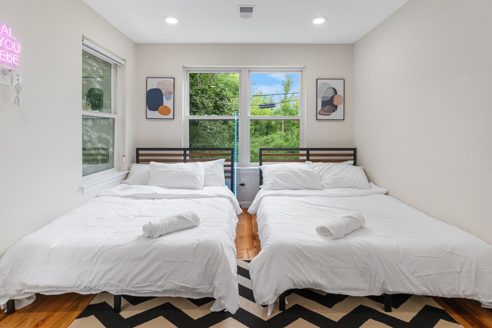 Newark Apartment: 549 South Orange Ave