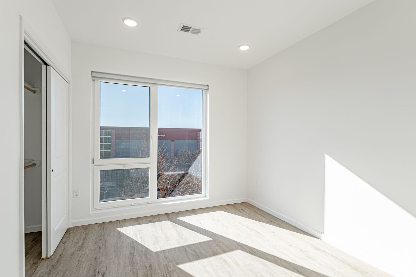 Newark Apartment: 15-19 S 13th St