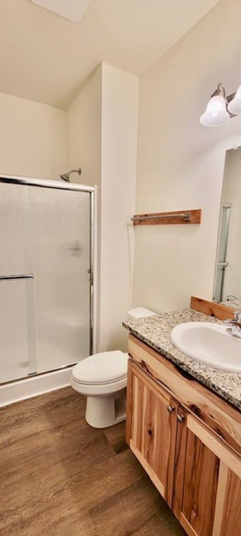 REDMOND Apartment: 2141 SW 19TH ST