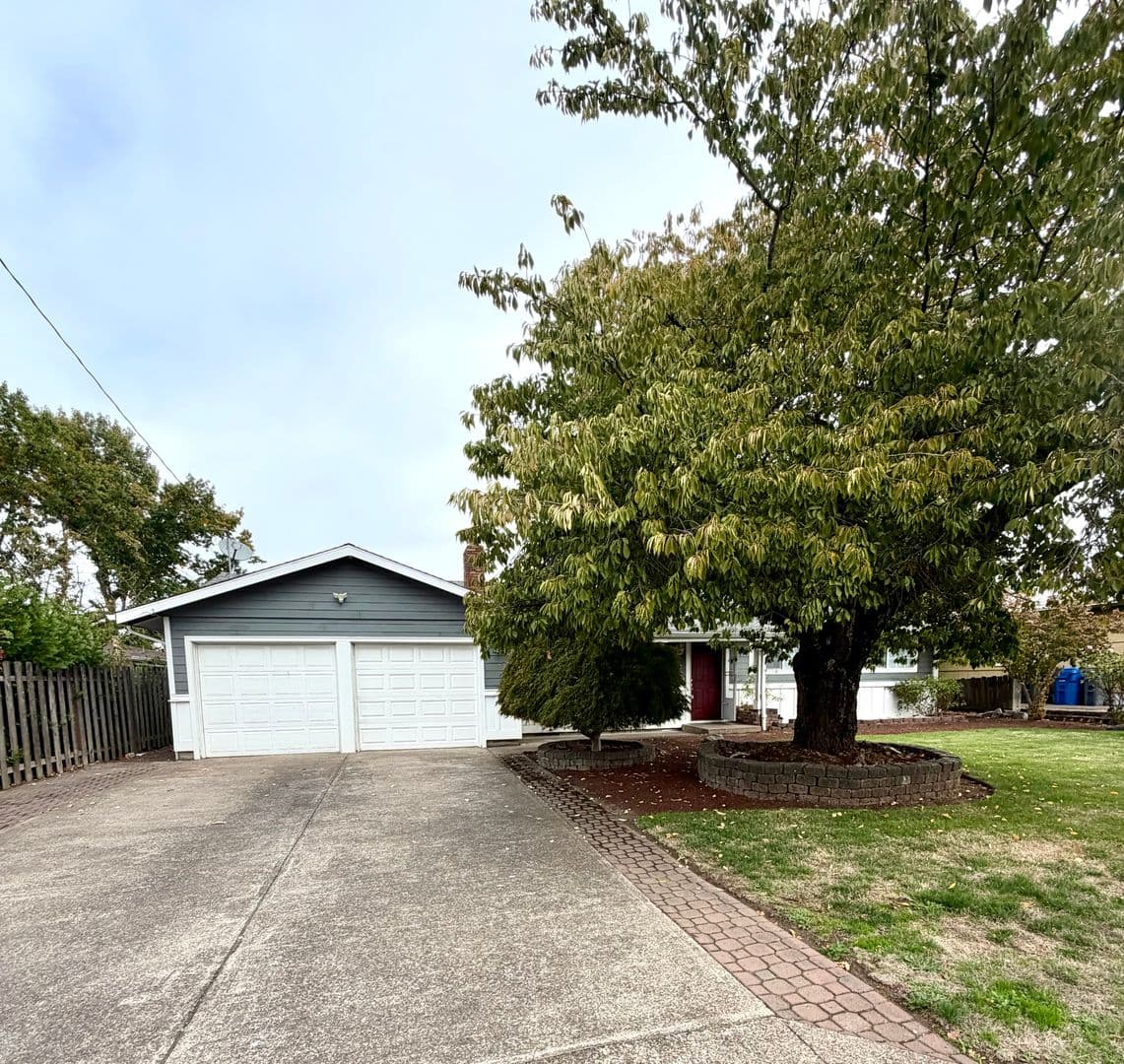 SALEM House: 4023 CAROLINA AVE NE