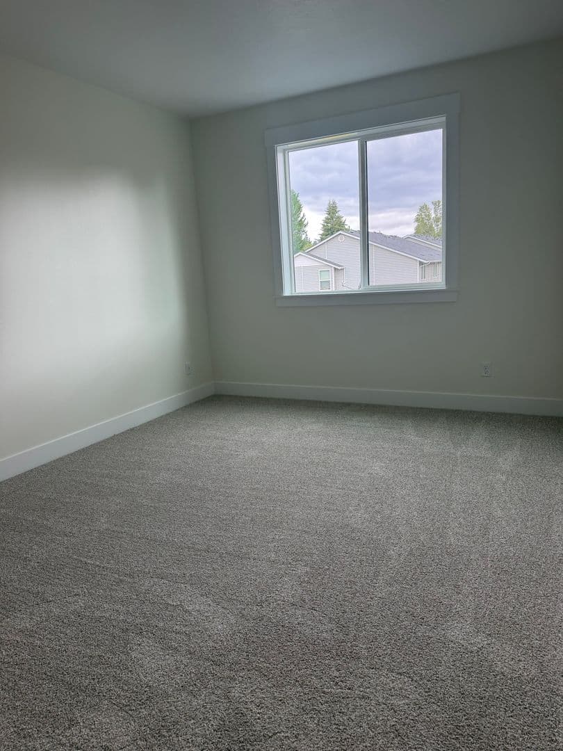 Keizer Apartment: 4885 River Rd N