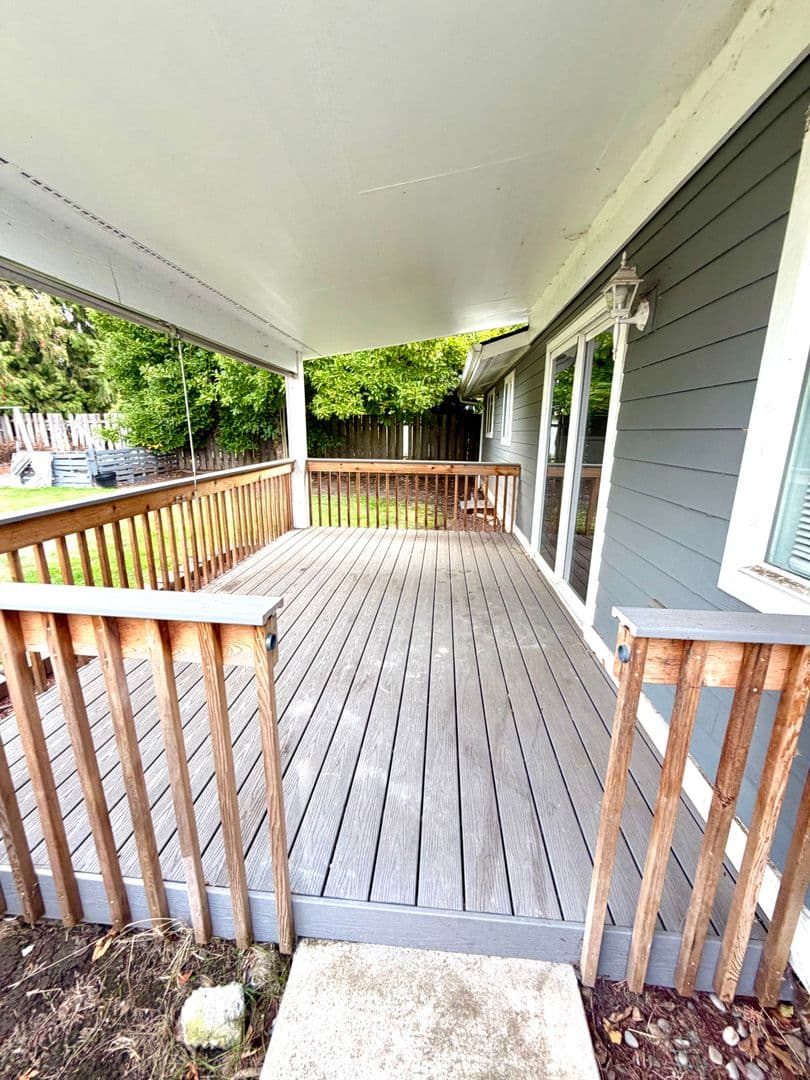 SALEM House: 4023 CAROLINA AVE NE