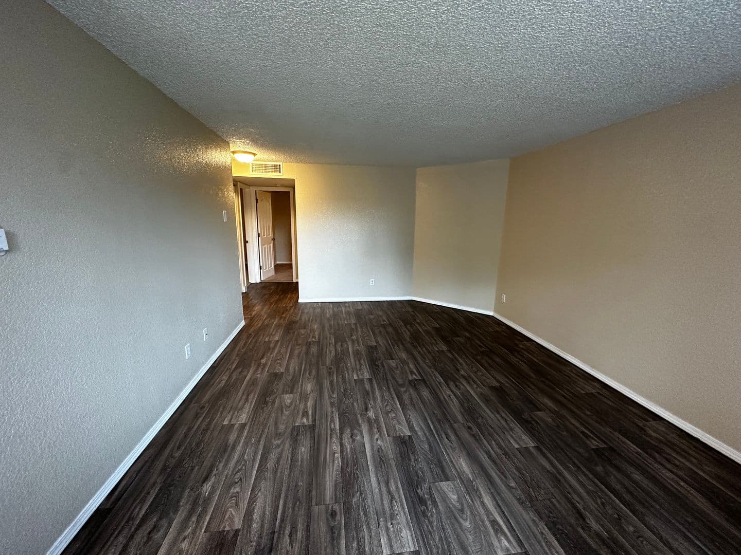 SALEM Apartment: 2477 WAYSIDE TERRACE NE