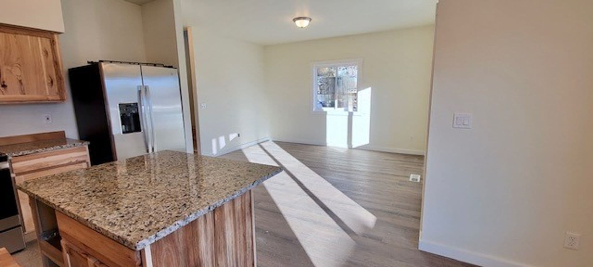 REDMOND Apartment: 2141 SW 19TH ST