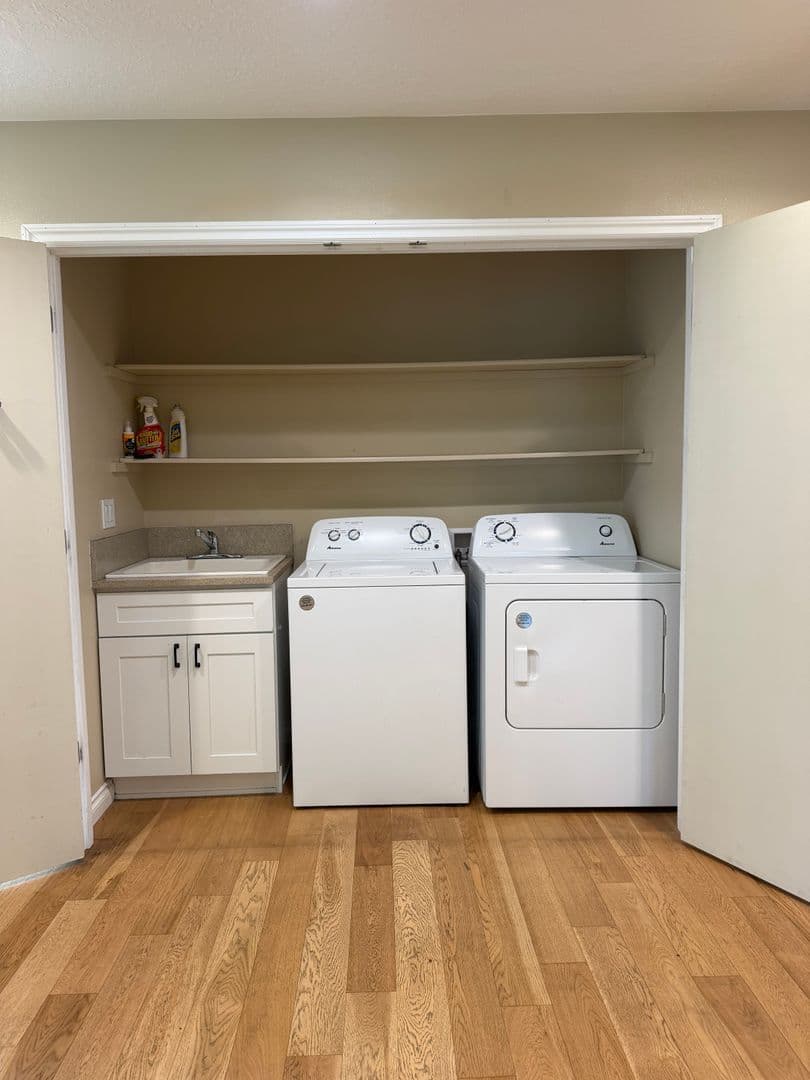 Keizer Apartment: 1633 Sieburg St NE