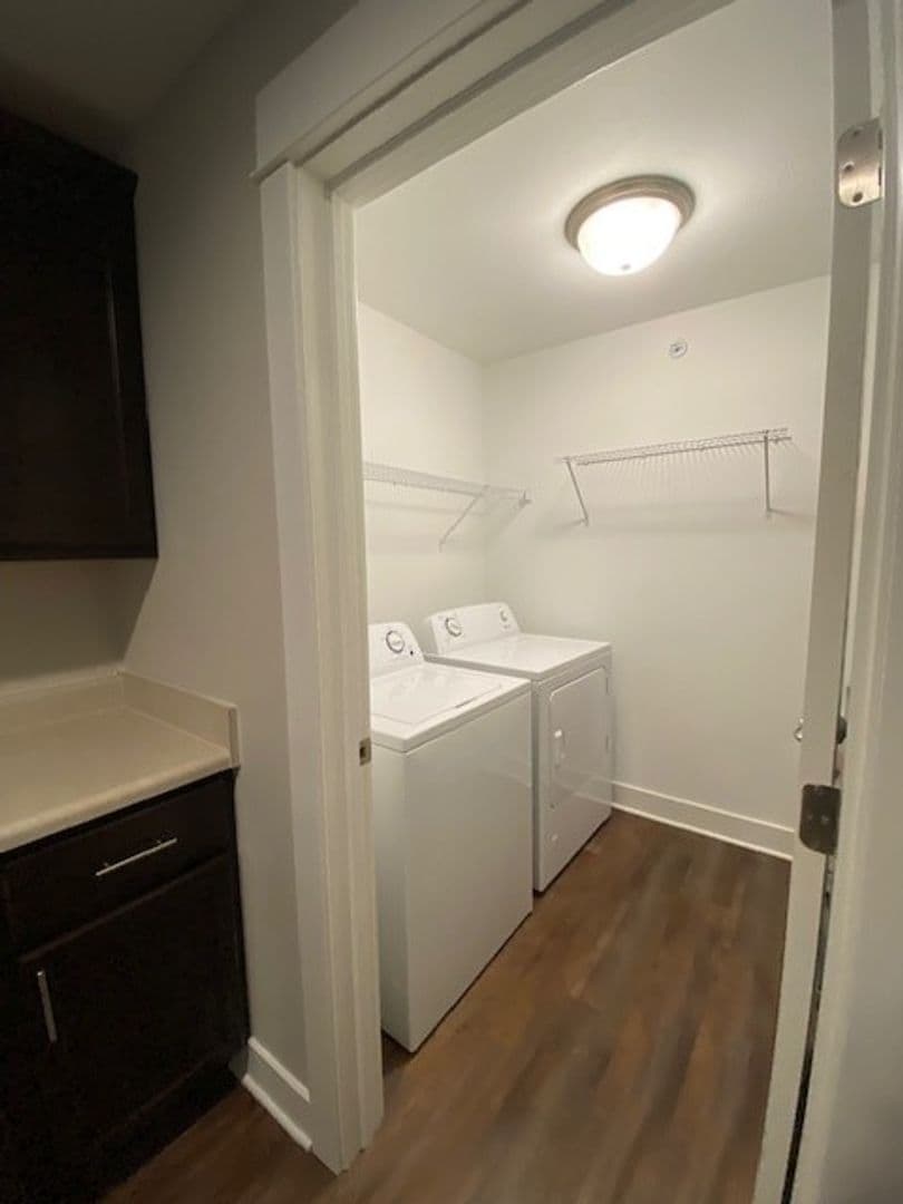 Chesterton Apartment: 2113 Kelle Dr