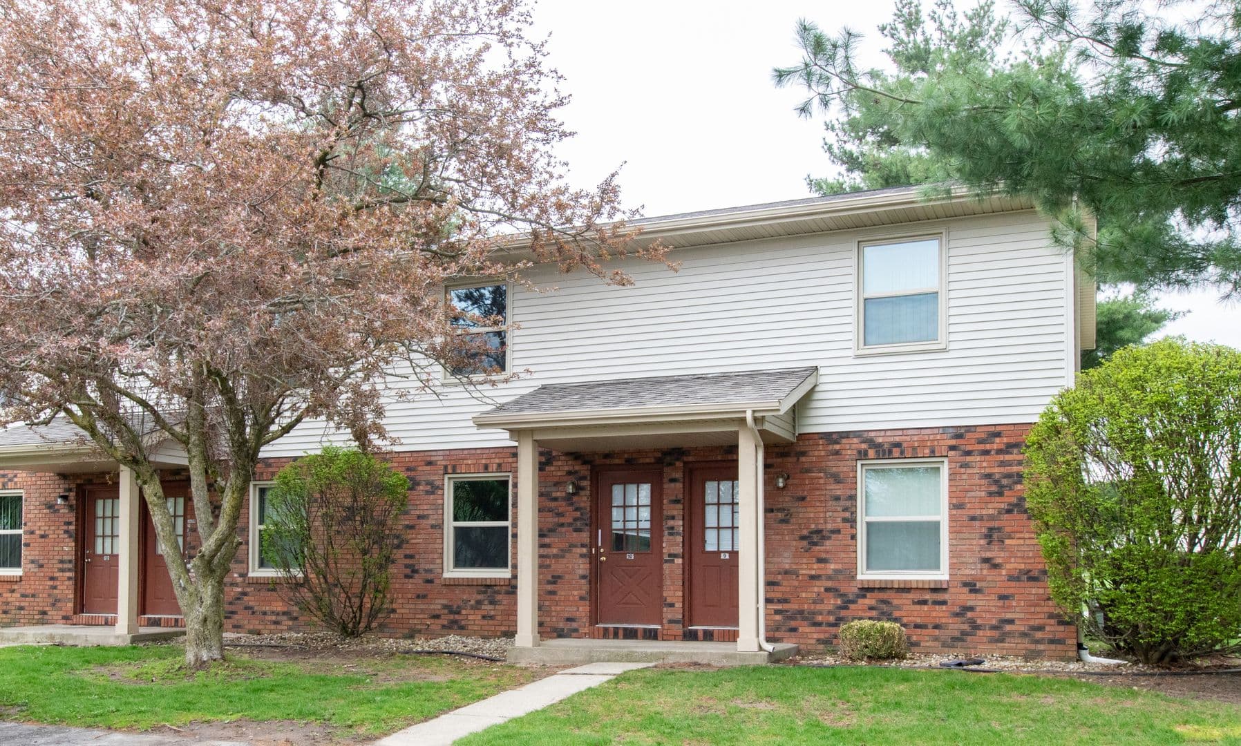 Plymouth Apartment: 310 Skylane Dr