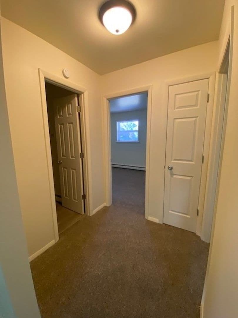 Chesterton Apartment: 1623 Westchester Ave