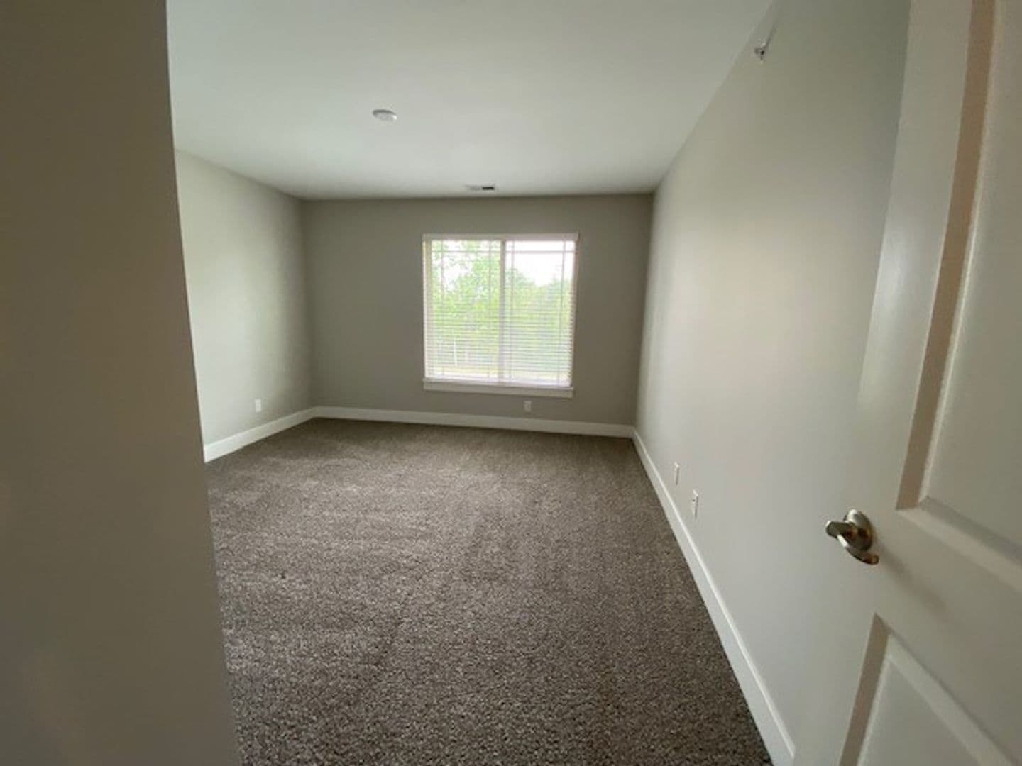 Chesterton Apartment: 2113 Kelle Dr