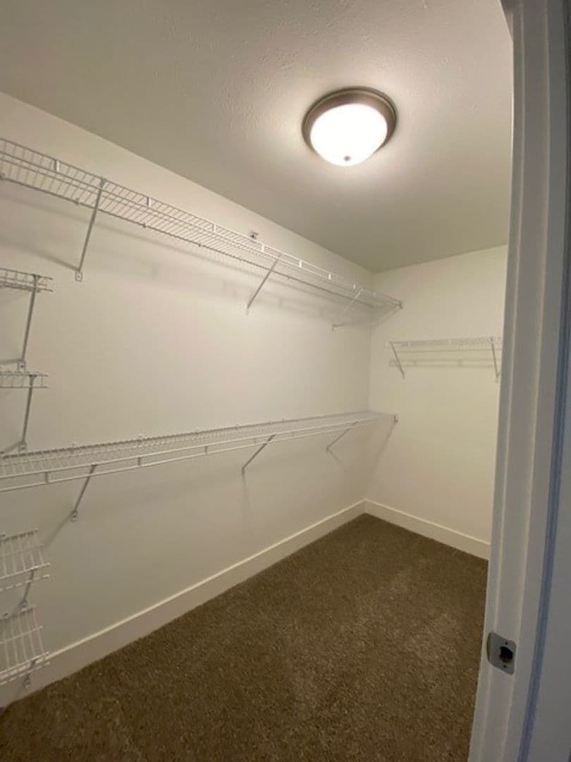 Chesterton Apartment: 2113 Kelle Dr
