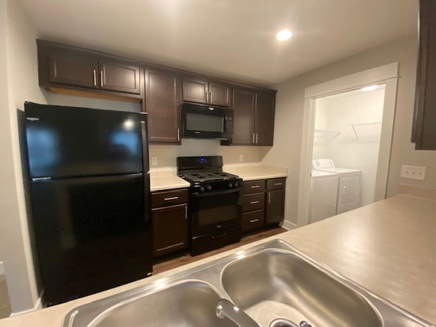 Chesterton Apartment: 2113 Kelle Dr