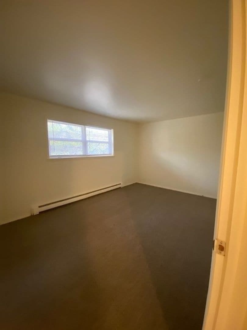 Chesterton Apartment: 1623 Westchester Ave