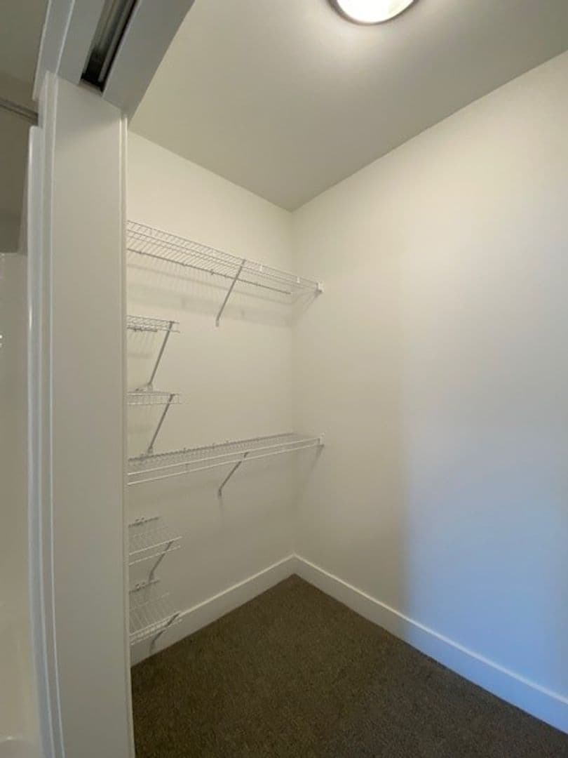 Chesterton Apartment: 2113 Kelle Dr