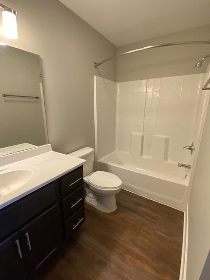 Chesterton Apartment: 2113 Kelle Dr